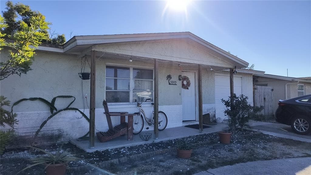 3910 DARLINGTON ROAD HOLIDAY, FL 34691
