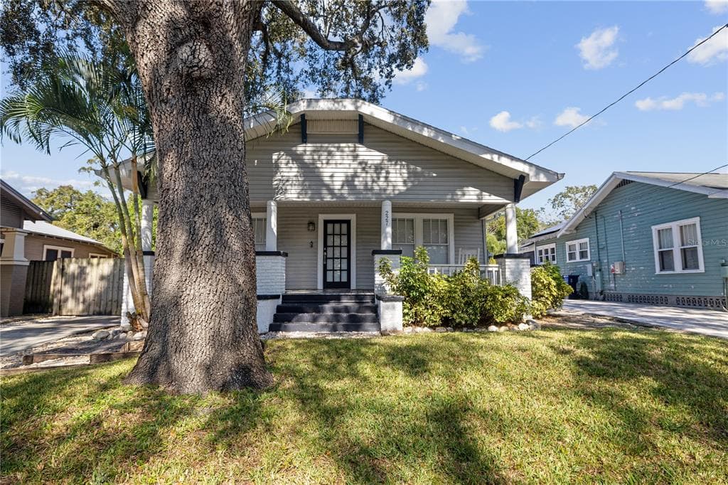 227 W FERN STREET TAMPA, FL 33604