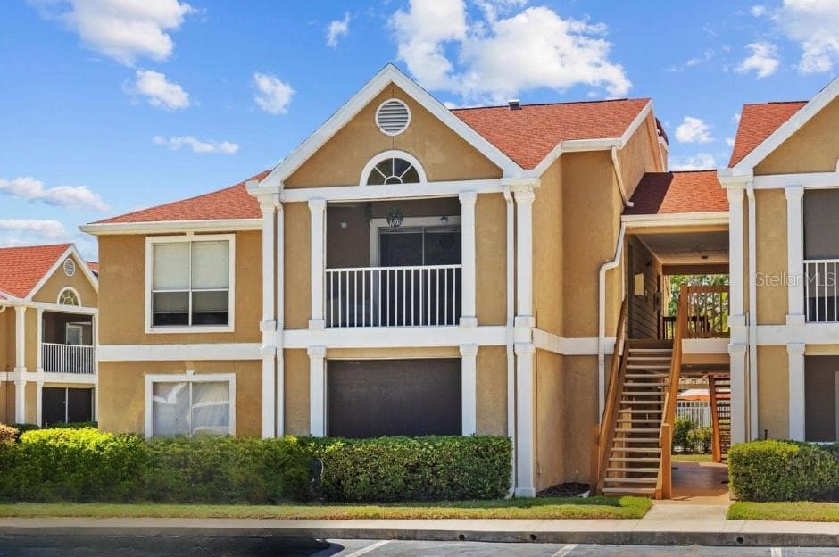 9481 HIGHLAND OAK DRIVE UNIT 305 TAMPA, FL 33647