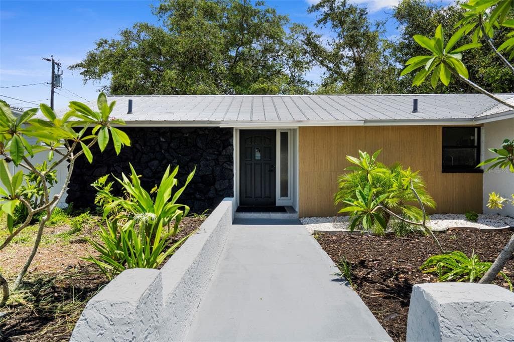 2551 12TH STREET ENGLEWOOD, FL 34224