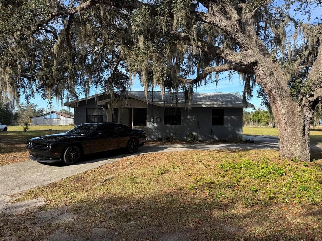 6230 LAKE LUTHER ROAD LAKELAND, FL 33805
