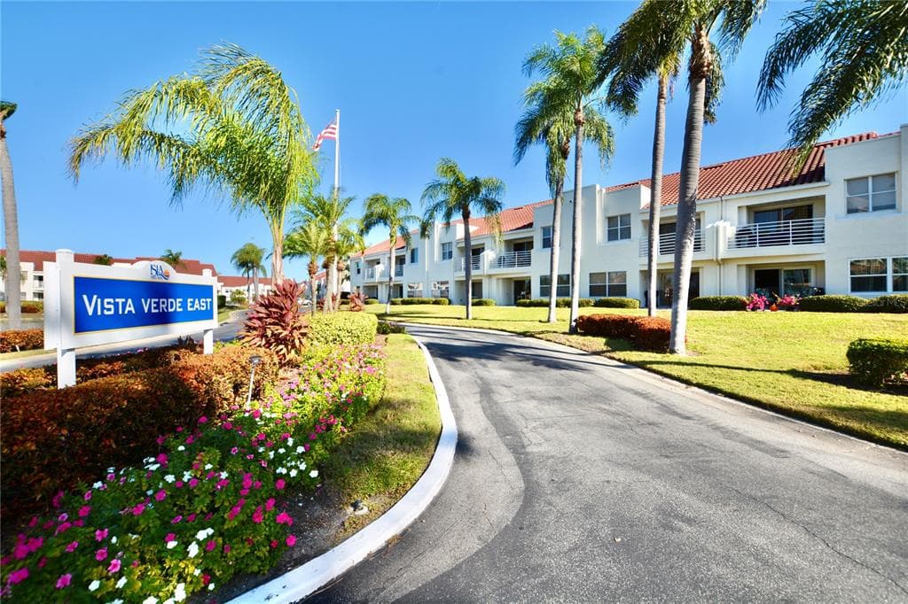6047 BAHIA DEL MAR BOULEVARD UNIT 264 ST PETERSBURG, FL 33715