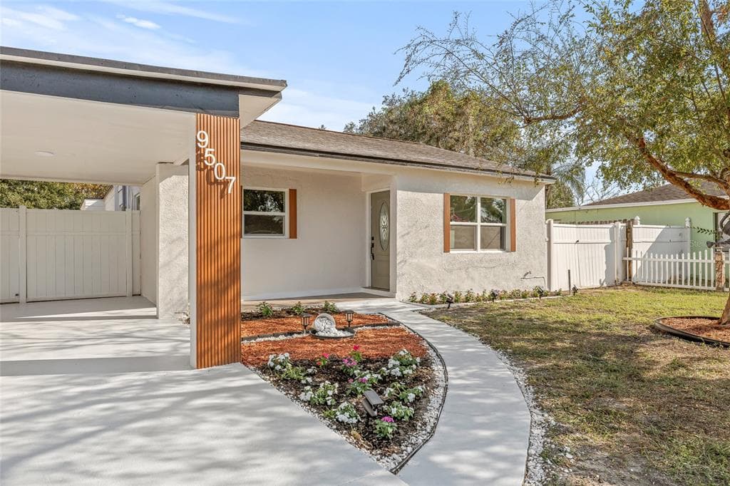 9507 N DARTMOUTH AVENUE TAMPA, FL 33612