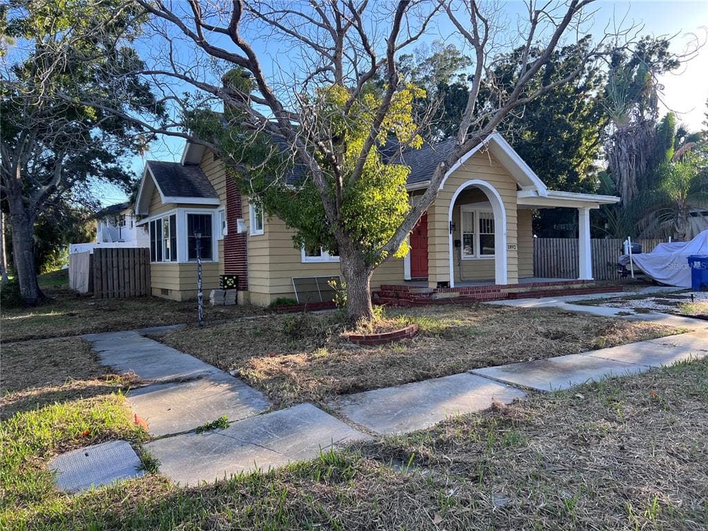 1892 NEVADA AVENUE NE ST PETERSBURG, FL 33703