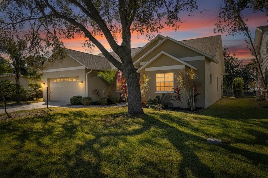 172 LAKE SHORE DRIVE W PALM HARBOR, FL 34684