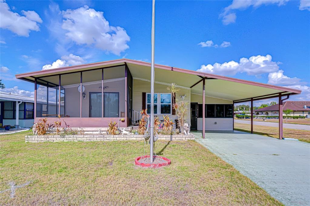 35827 BRISA DRIVE ZEPHYRHILLS, FL 33541