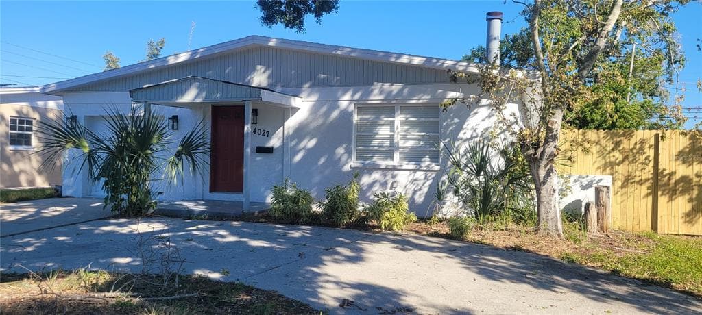4027 HUNTINGTON STREET NE ST PETERSBURG, FL 33703