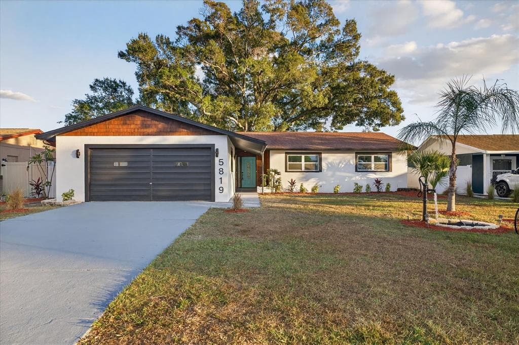 5819 TAMPA SHORES BOULEVARD TAMPA, FL 33615