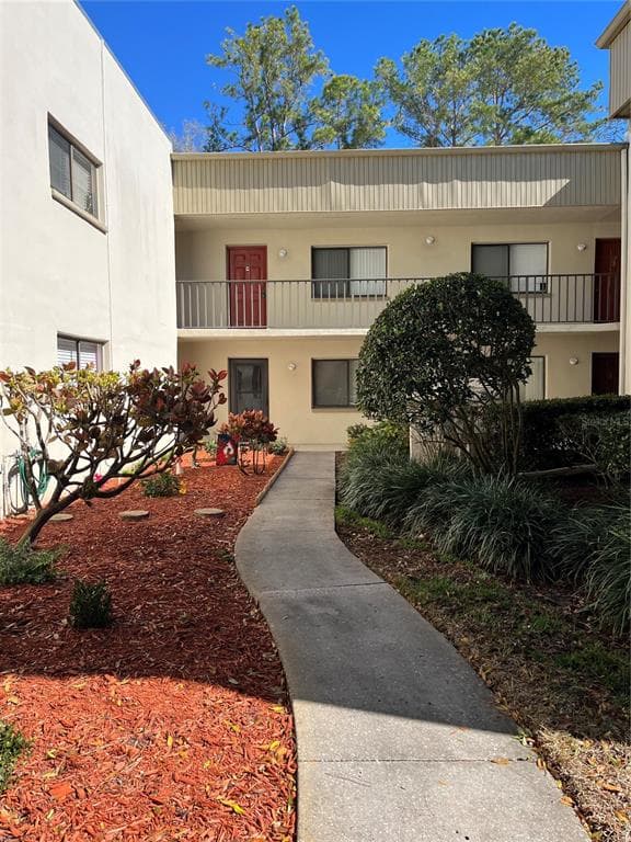 3300 FOX CHASE CIRCLE N UNIT 226