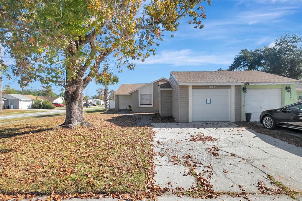 3202 RUSSETT DRIVE TAMPA, FL 33618