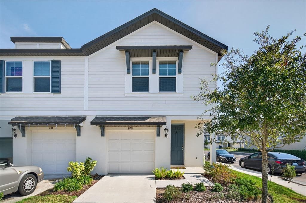 2761 EMORY SOUND PLACE BRANDON, FL 33510
