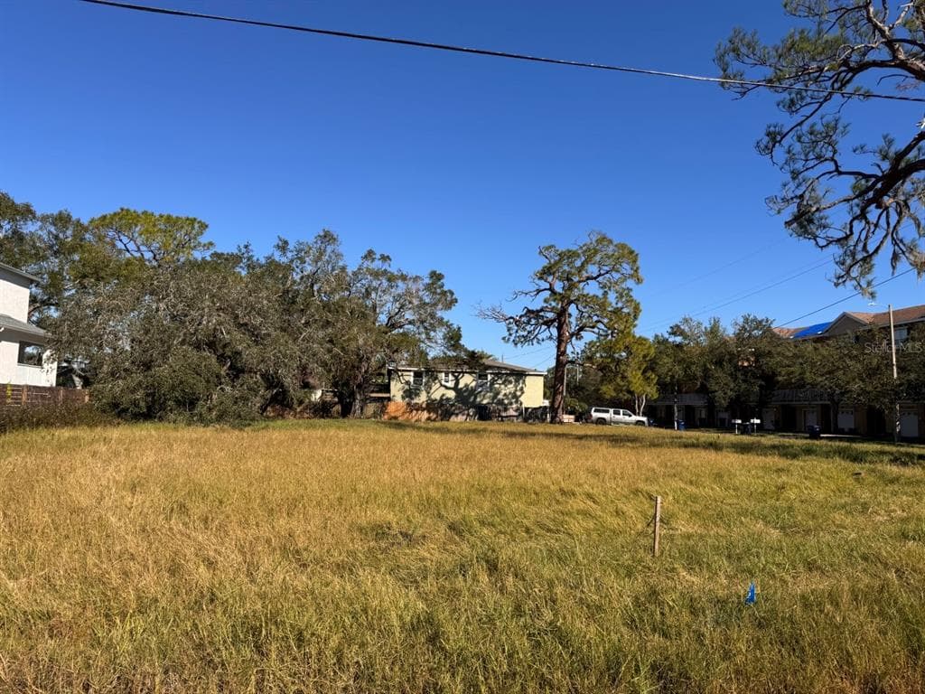 6811 S FAUL STREET TAMPA, FL 33616