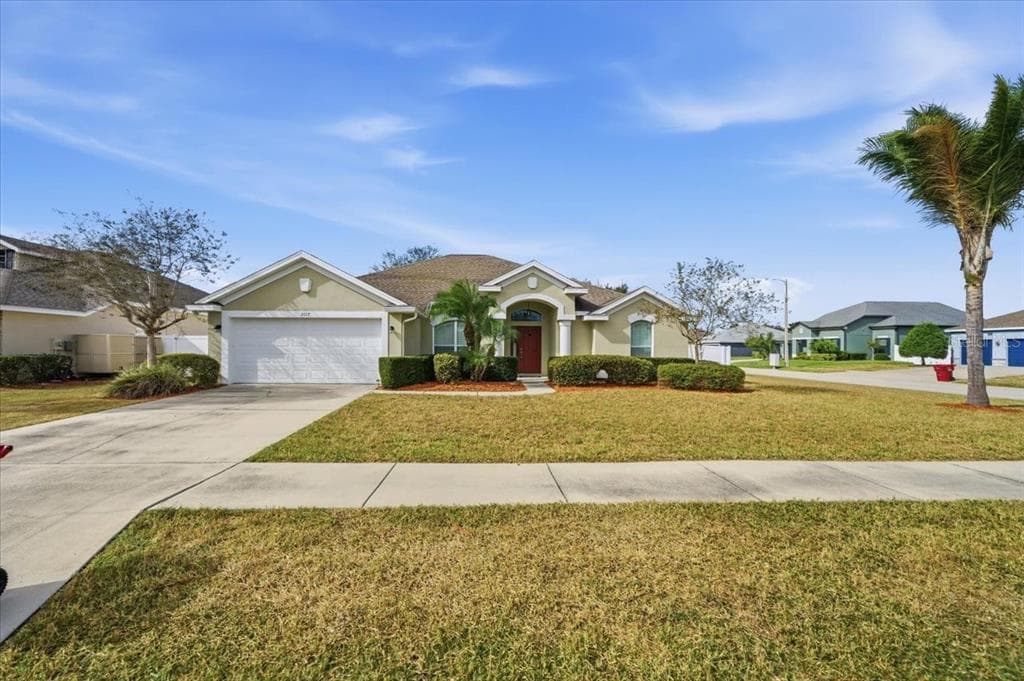 3017 VIA SIENA STREET PLANT CITY, FL 33566