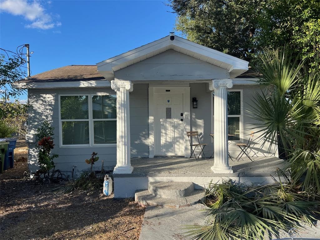 2905 W CHERRY STREET TAMPA, FL 33607
