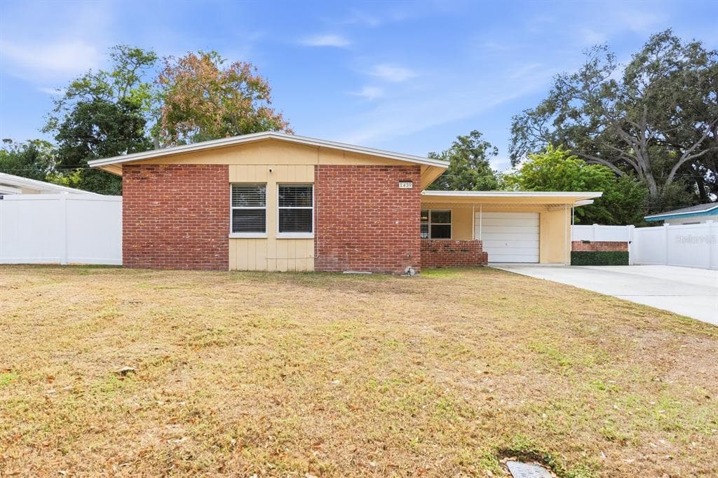 1439 WILSON ROAD CLEARWATER, FL 33755