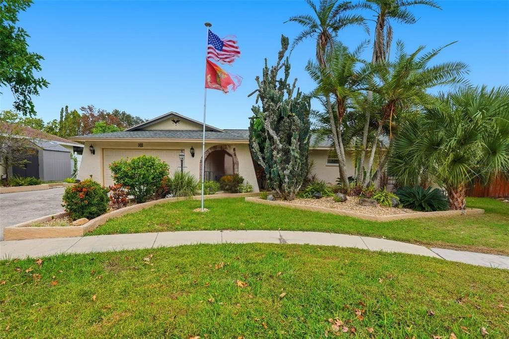 2370 ROBYN COURT DUNEDIN, FL 34698