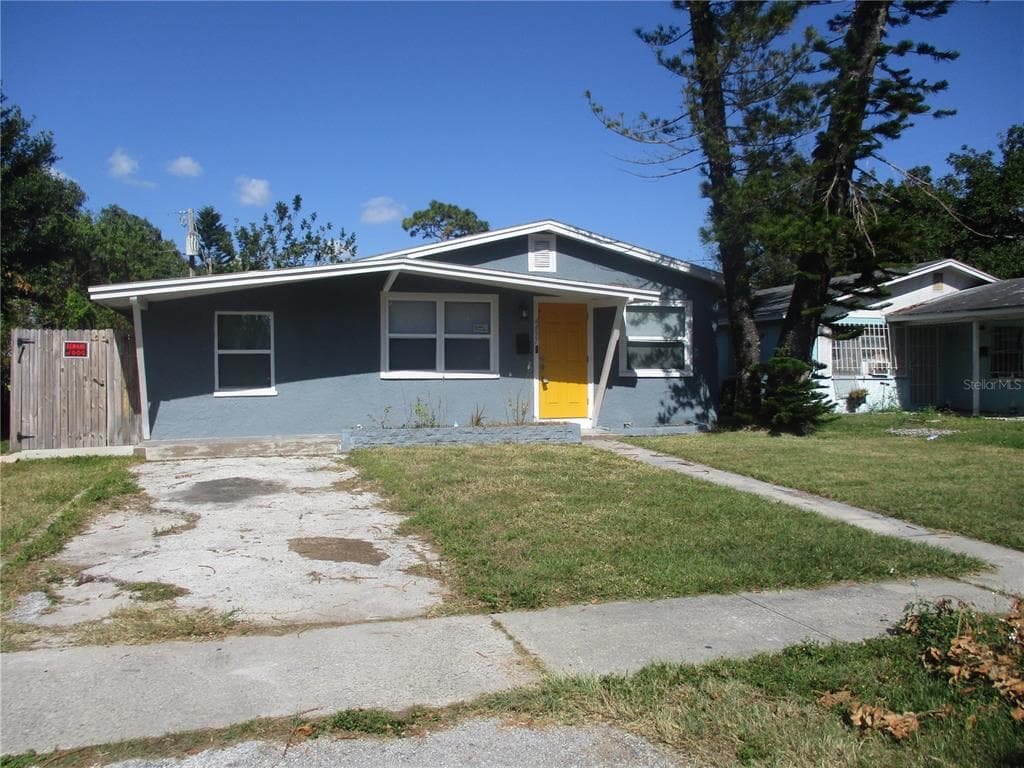 4437 10TH AVENUE S ST PETERSBURG, FL 33711