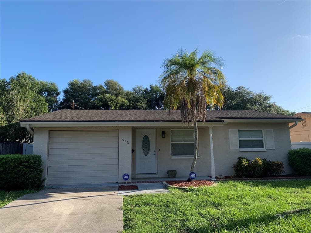 513 44TH AVENUE N ST PETERSBURG, FL 33703