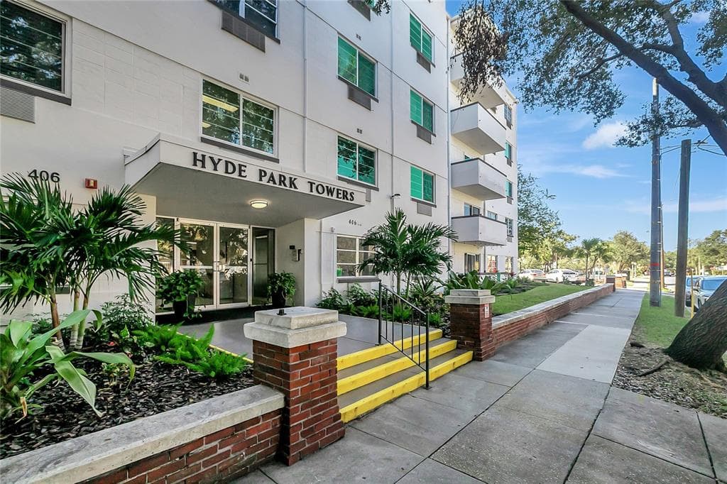 406 S CEDAR AVENUE UNIT 104 TAMPA, FL 33606