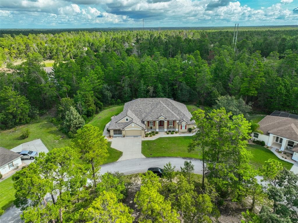 11 GRANDIFLORAS COURT HOMOSASSA, FL 34446