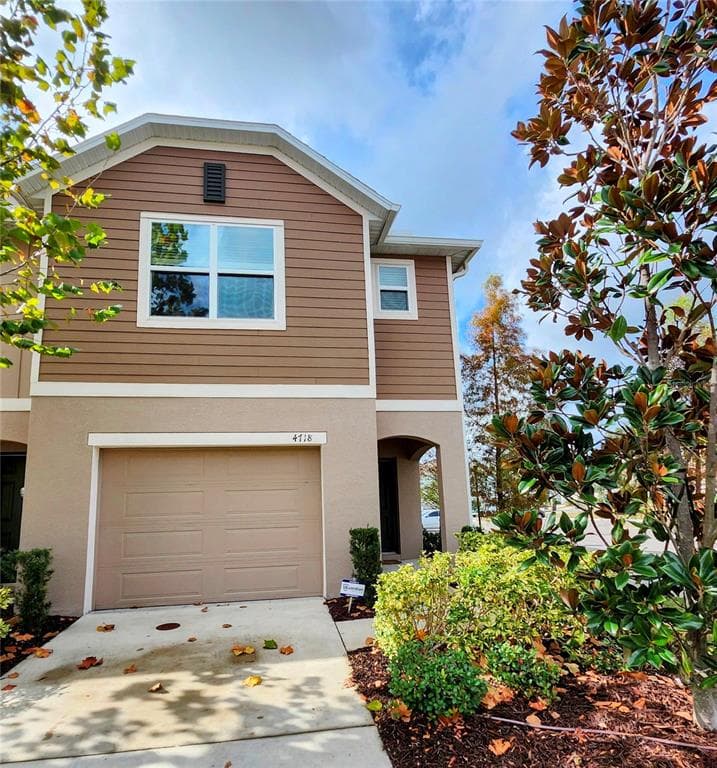 4718 LEGENDARY OAKS STREET TAMPA, FL 33610