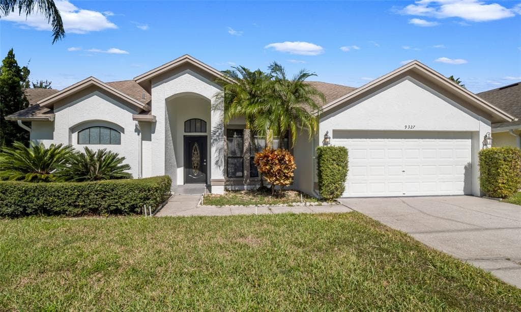 9327 PONTIAC DRIVE TAMPA, FL 33626