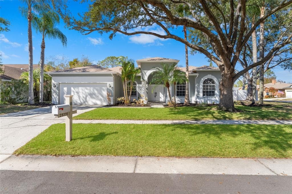 28335 GLADE FERN COURT WESLEY CHAPEL, FL 33543