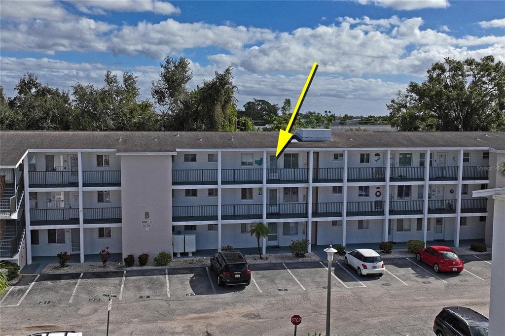 5873 PALM LANE UNIT B33