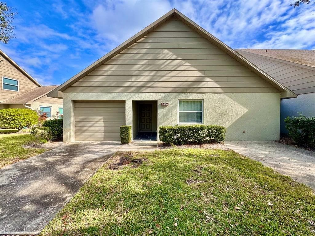 2826 RAMPART CIRCLE CLEARWATER, FL 33761