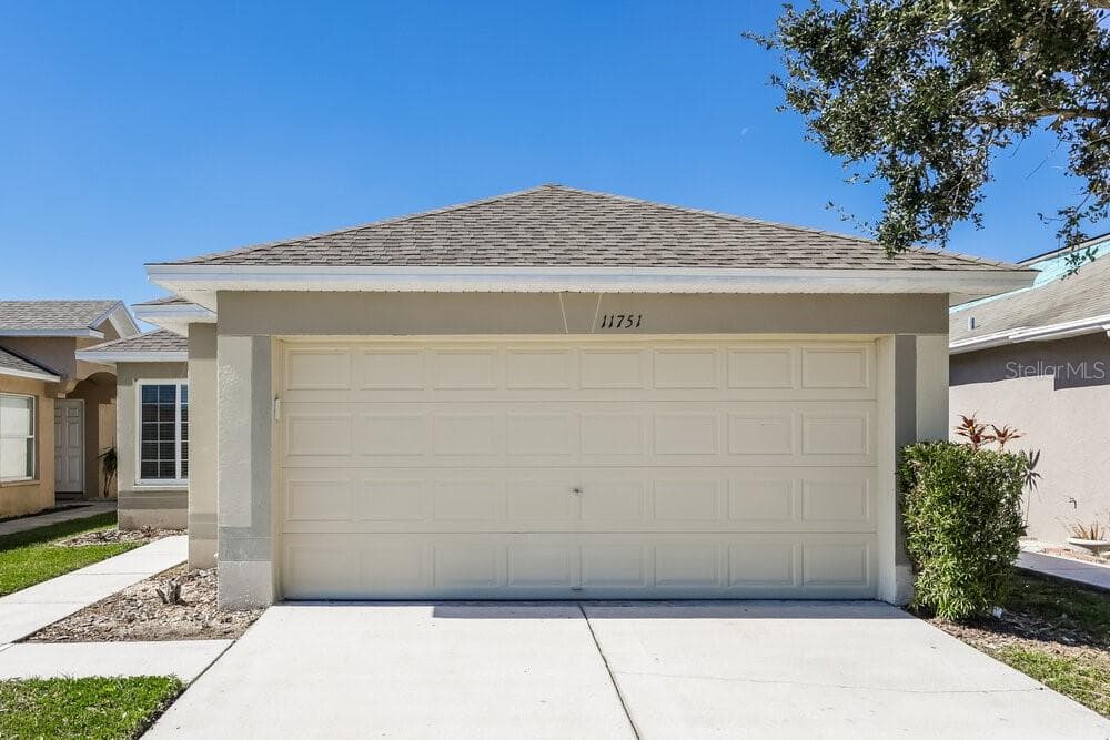 11751 LYNMOOR DRIVE RIVERVIEW, FL 33579