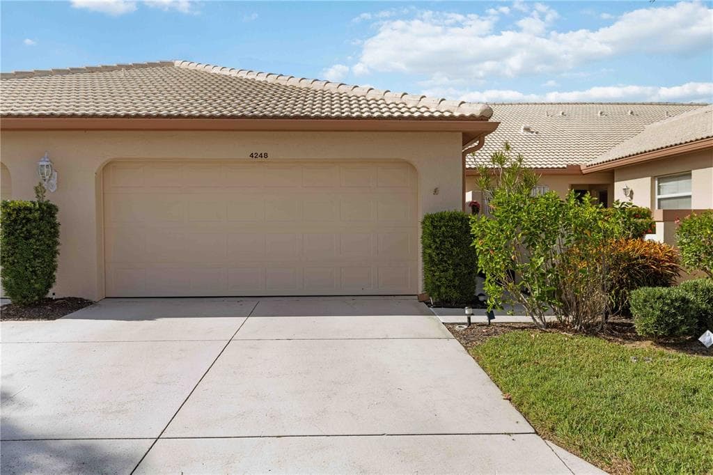4248 MARSEILLES AVENUE UNIT 3247 SARASOTA, FL 34233