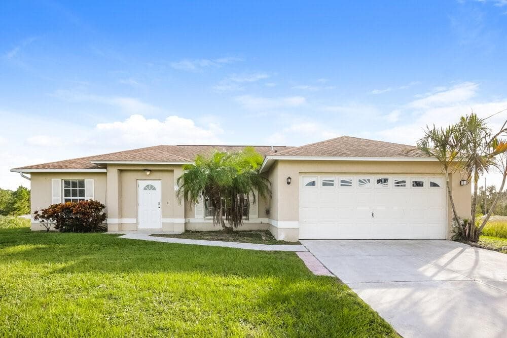 1216 BELGRAVE STREET FORT MYERS, FL 33913