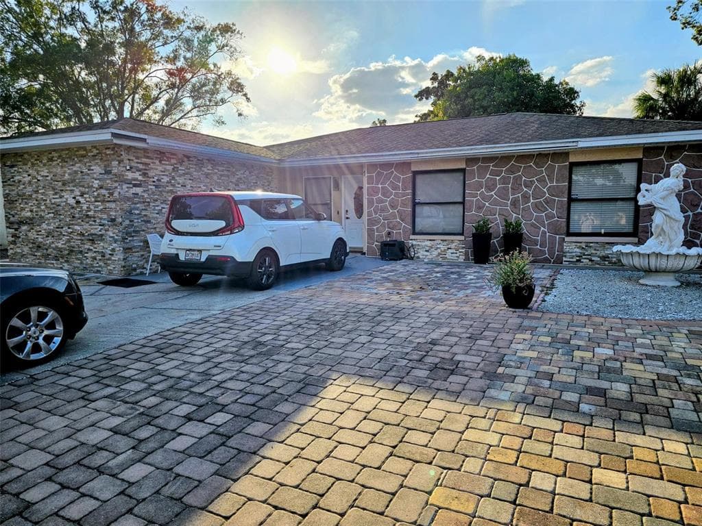 1206 WINDY RIDGE DRIVE BRANDON, FL 33510