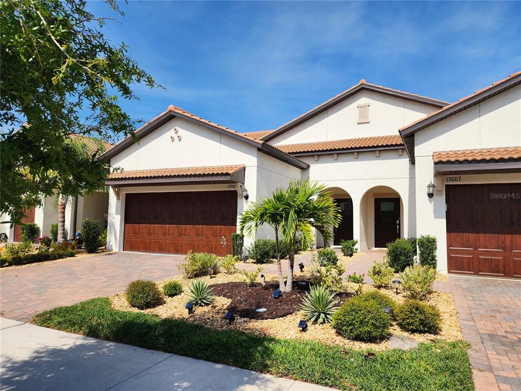 17009 CLEAR CORK DRIVE WIMAUMA, FL 33598