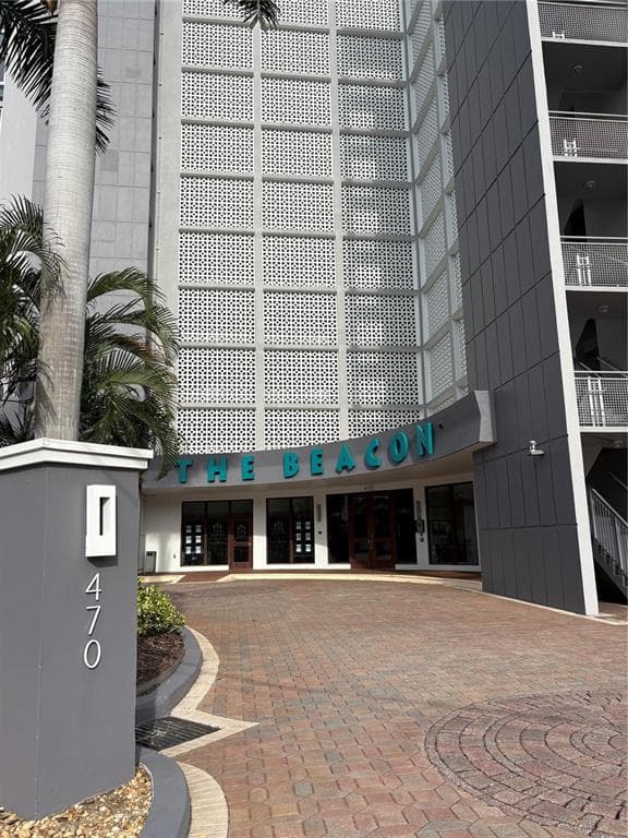 470 3RD STREET S UNIT 321 ST PETERSBURG, FL 33701