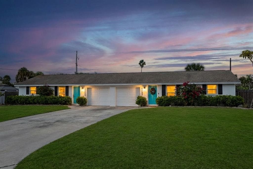 2233 MICHELE DRIVE SARASOTA, FL 34231