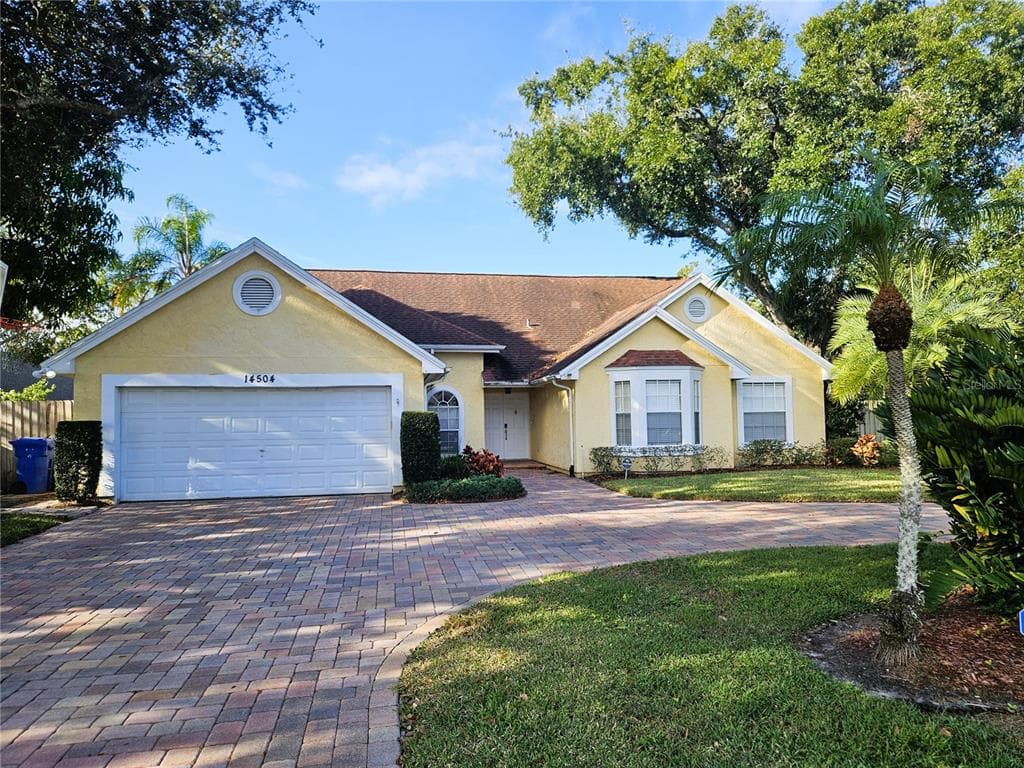 14504 BRAMBIE COURT TAMPA, FL 33624