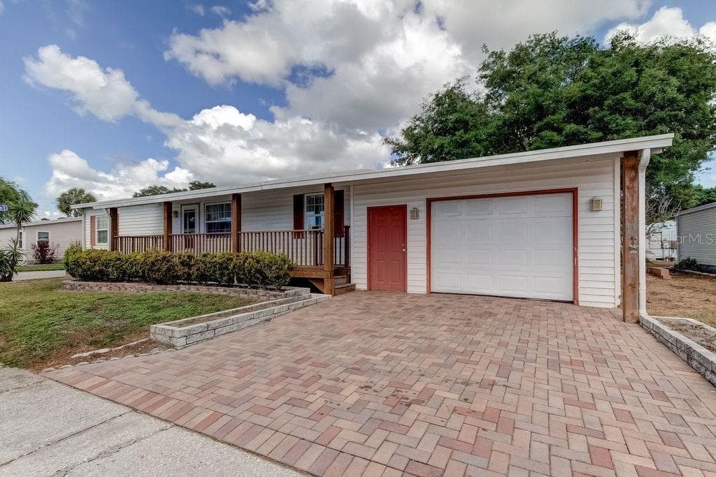 278 PELICAN DRIVE N
