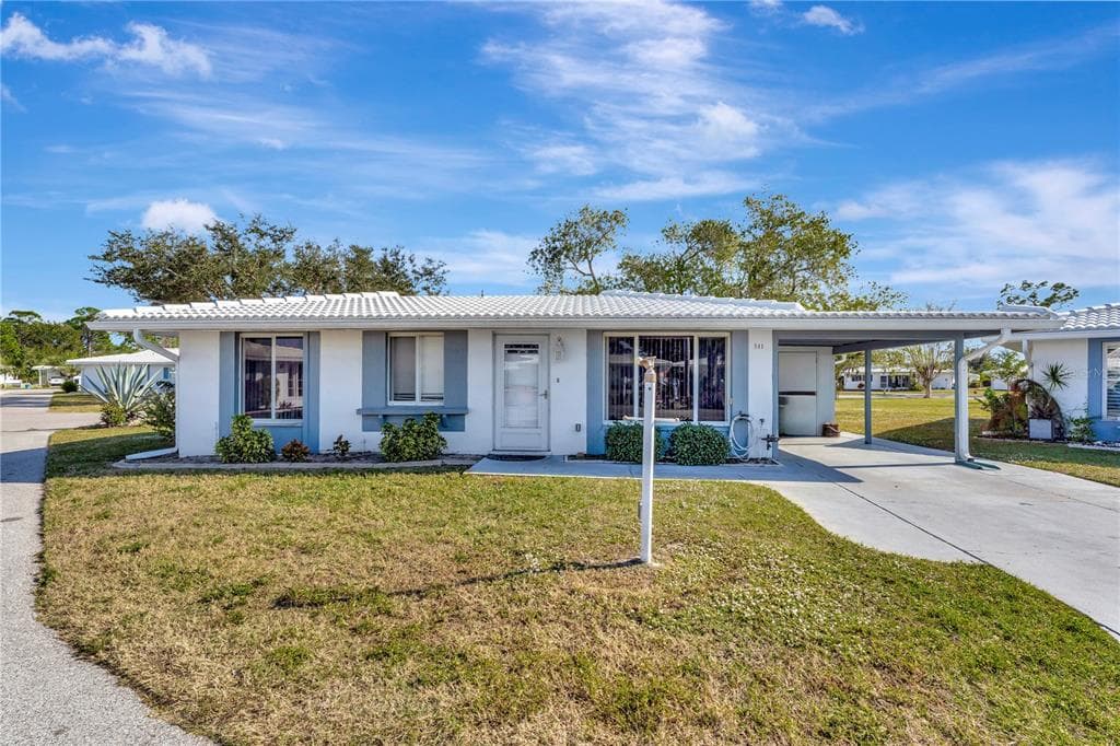 511 CIRCLEWOOD DRIVE UNIT Q-16 VENICE, FL 34293