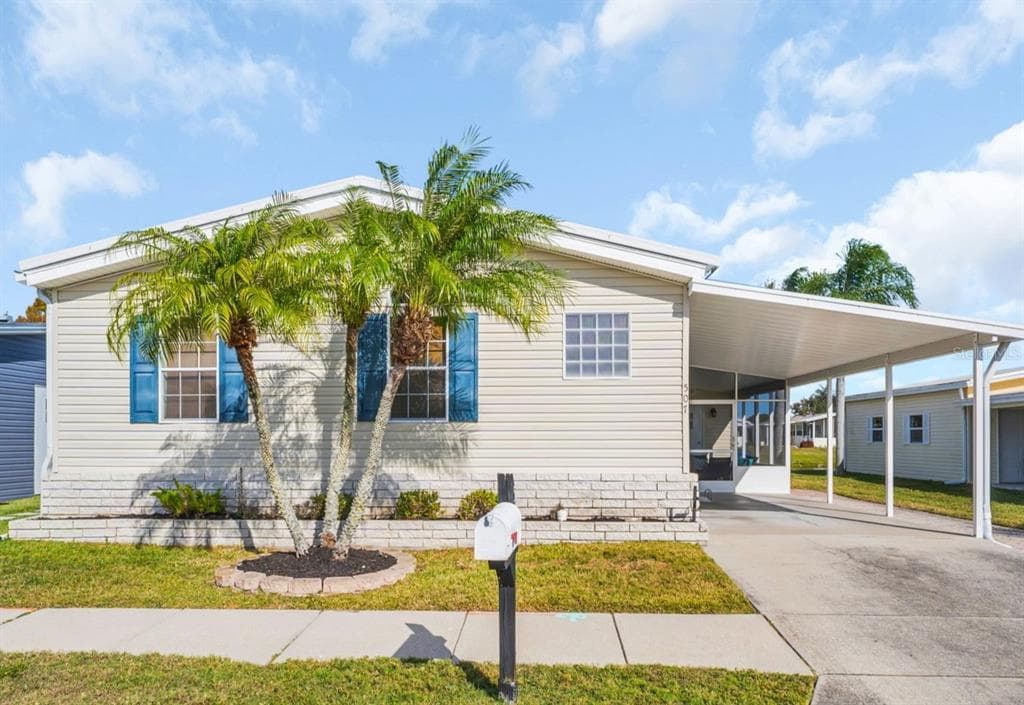 507 CANAL WAY OLDSMAR, FL 34677