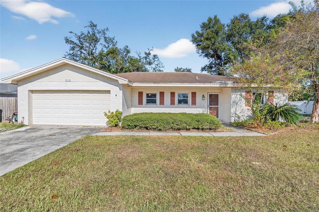 2112 SHERBROOK DRIVE VALRICO, FL 33594