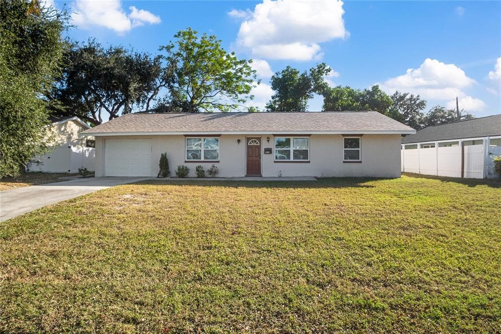 4389 TROUT DRIVE SE ST PETERSBURG, FL 33705
