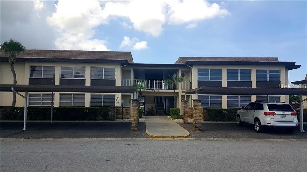4758 JASPER DRIVE UNIT 206 NEW PORT RICHEY, FL 34652