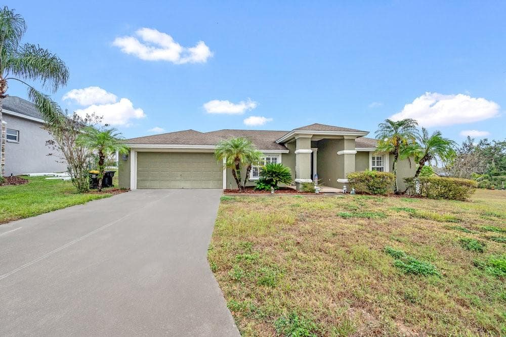 2663 BROOKSIDE BLUFF LOOP LAKELAND, FL 33813