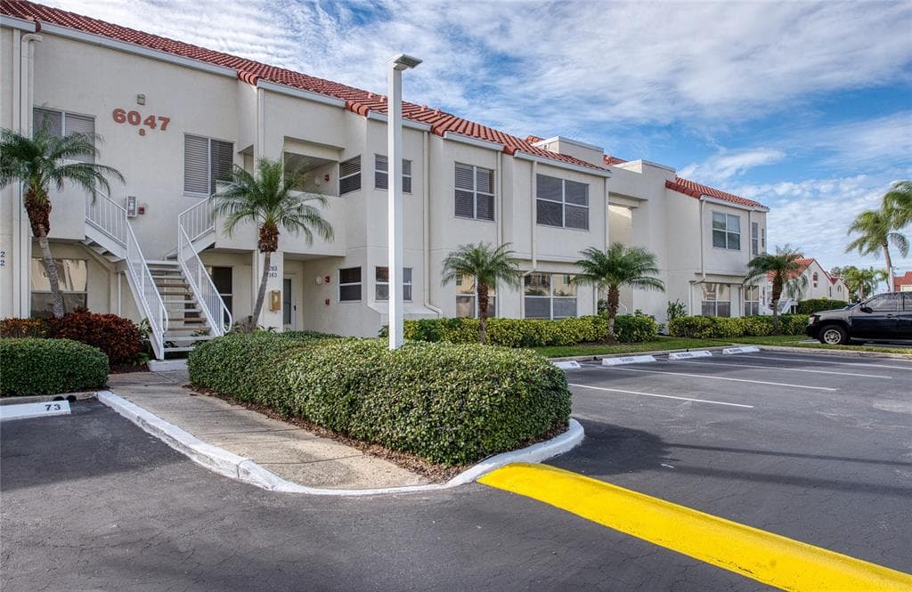 6047 BAHIA DEL MAR BOULEVARD UNIT 262 ST PETERSBURG, FL 33715