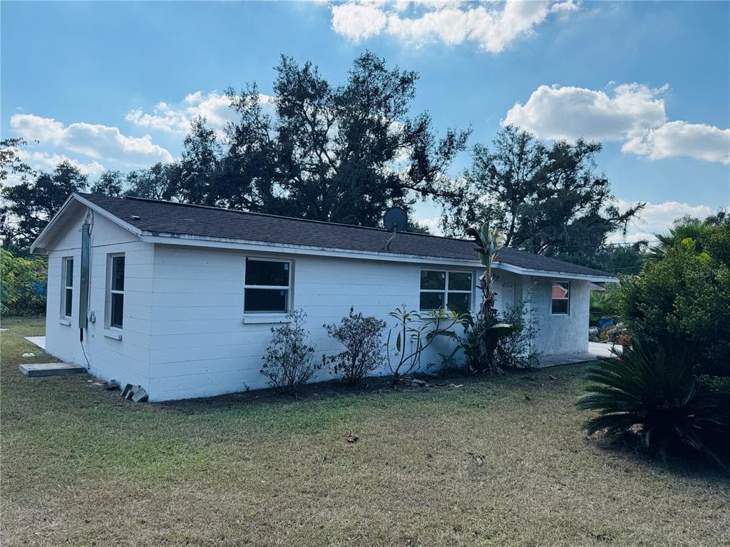 6427 A L CAMPBELL LANE SEFFNER, FL 33584
