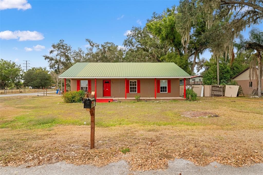 842 S HENDRY AVENUE FORT MEADE, FL 33841