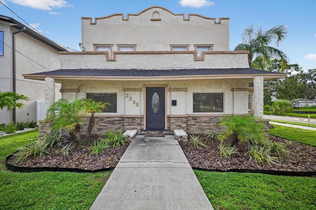 2208 N BOULEVARD TAMPA, FL 33602