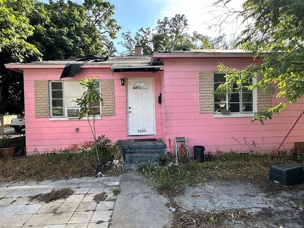 2000 27TH AVENUE N ST PETERSBURG, FL 33713