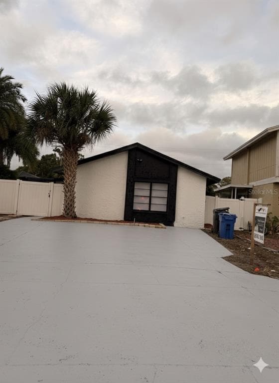 10507 PARKCREST DRIVE TAMPA, FL 33624